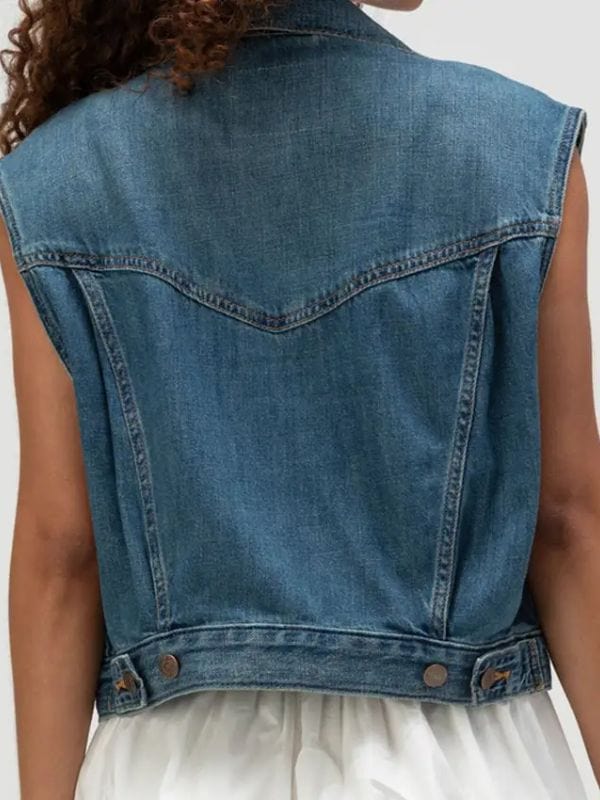 Acapulco S04 Regina Reynoso Denim Vest