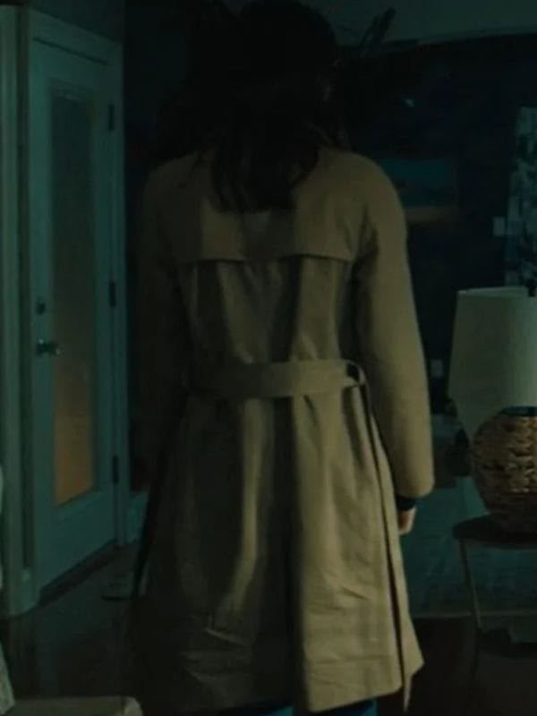 Alexandra Daddario Mayfair Witches S02 Trench Coat
