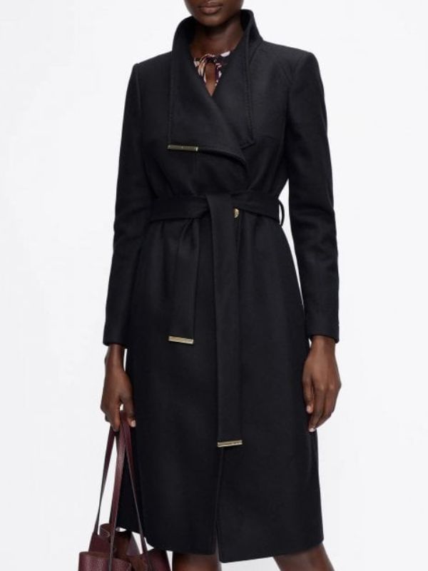 Superman and Lois S04 Amanda McCoy Black Coat