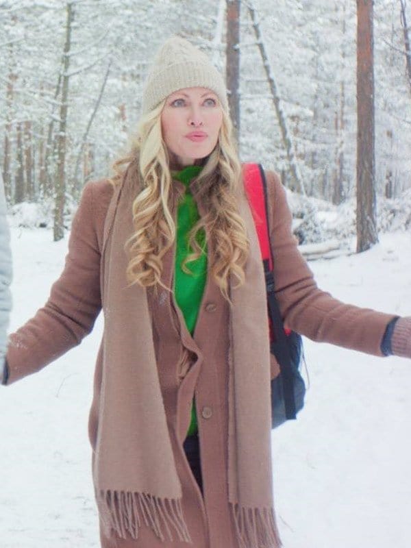 Caprice Bourret A European Christmas 2024 Brown Coat Caprice Bourret A European Christmas 2024 Brown Coat