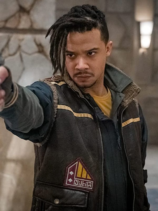 Vinder Doctor Who S13 Jacob Anderson Brown Vest