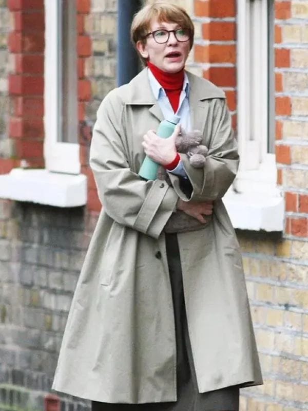 Father Mother Sister Brother 2025 Charlotte Rampling Coat