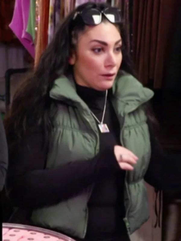 Jersey Shore Family Vacation S07 Deena Nicole Cortese Green Vest