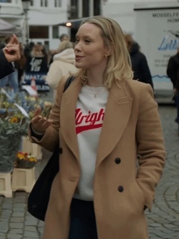 Laci J Mailey The Perfect Setting 2025 Brown Coat