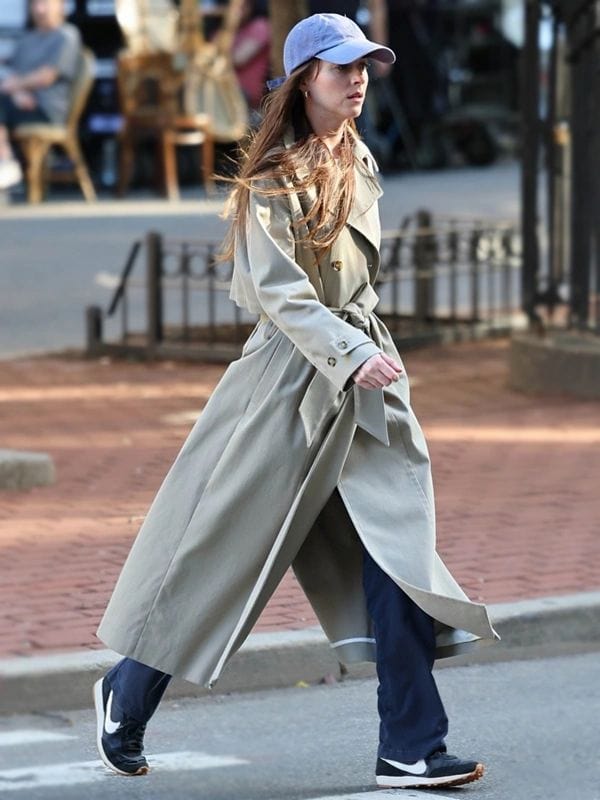 Materialists 2024 Dakota Johnson Beige Trench Coat
