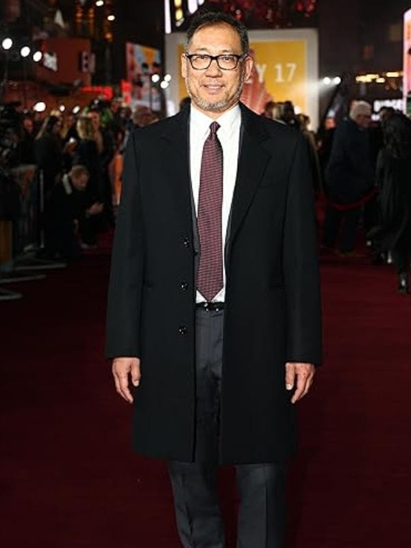 Mickey 17 Premiere Dooho Choi Black Coat