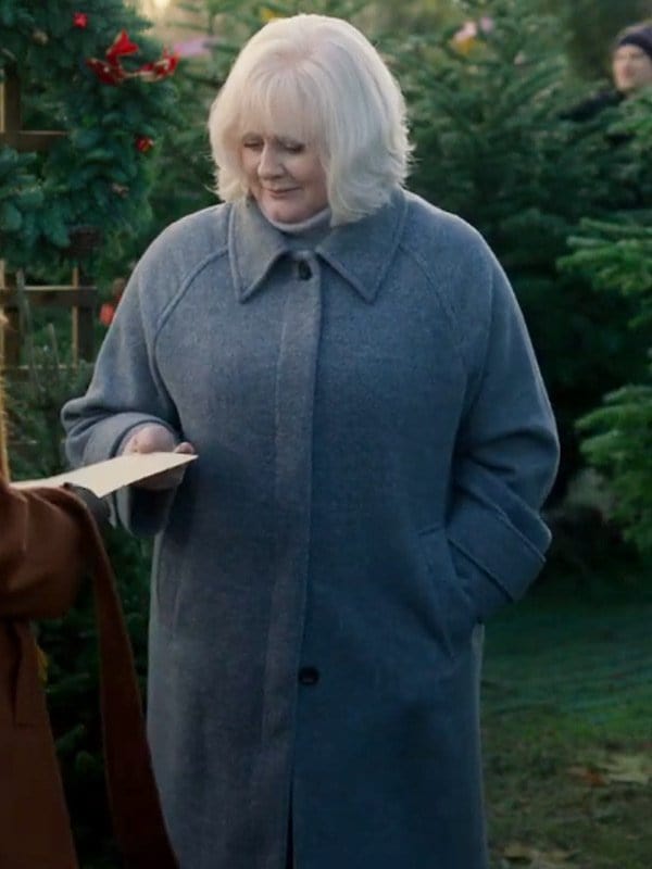 Sarah Lancashire Black Doves S01 Grey Coat