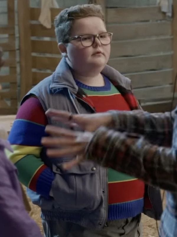 Stranger Things S05 Jake Connelly Grey Vest