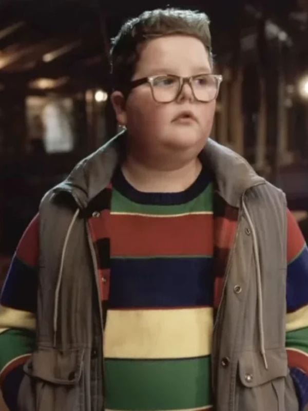 Stranger Things S05 Jake Connelly Grey Vest
