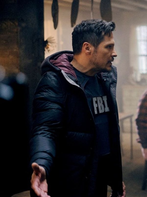 The Hunting Party S01 Nick Wechsler Puffer Jacket Black
