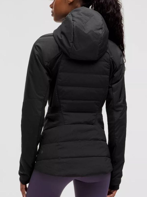 The Traitors US S04 Lisa Rinna Puffer Jacket Black
