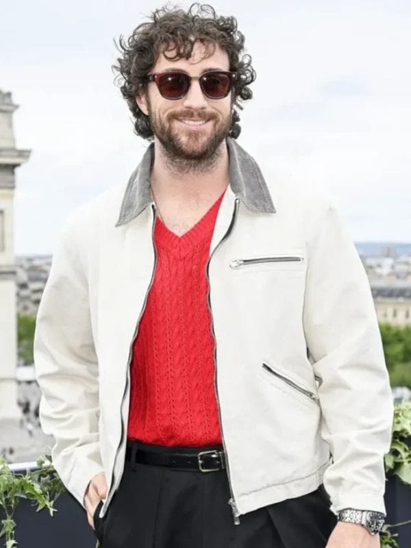 28 Years Later Aaron Taylor-Johnson White Jacket
