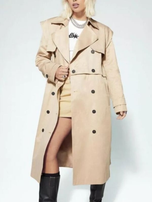 The Kardashians S05 Kourtney Kardashian Coat