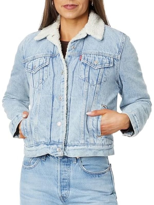 All Her Fault S01 Carrie Finch Shearling Denim Jacket