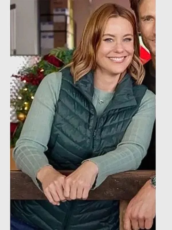 Ashley Williams Jingle Bell Run Green Vest Ashley Williams Jingle Bell Run Green Vest