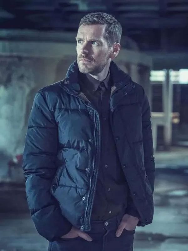 Betrayal S01 John Hughes Puffer Jacket Black