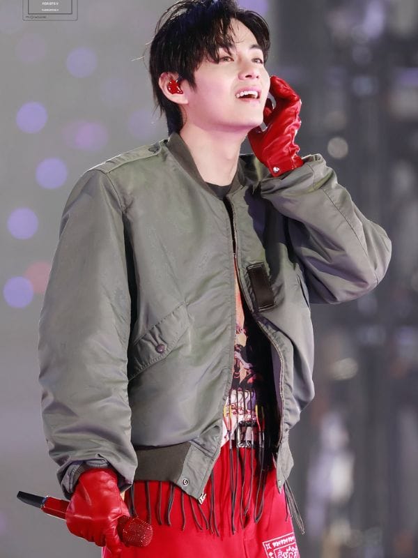 BTS ARIRANG Goyang Day 2 Taehyung Bomber Jacket