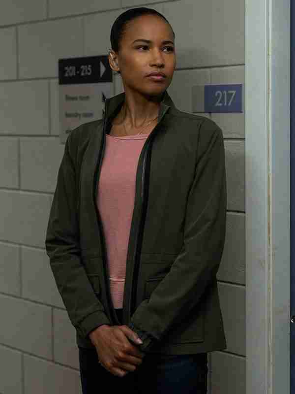 Chelsea Arrington The Night Agent S01 Green Jacket