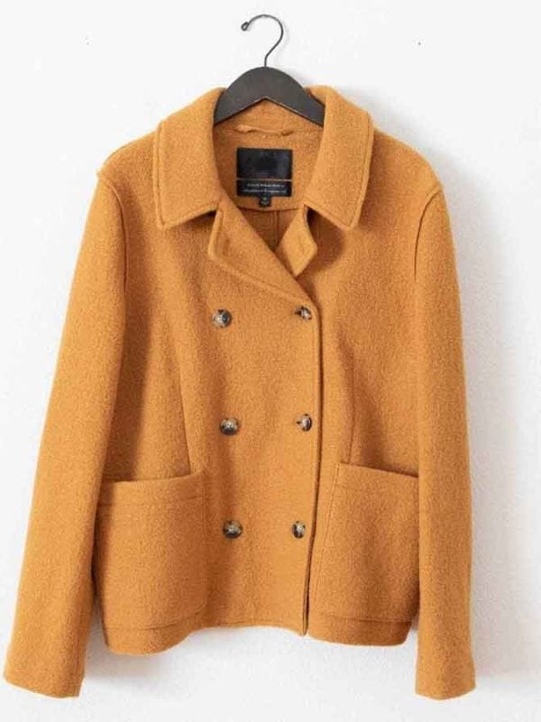 Chicago Fire S11 Violet Mikami Yellow Peacoat
