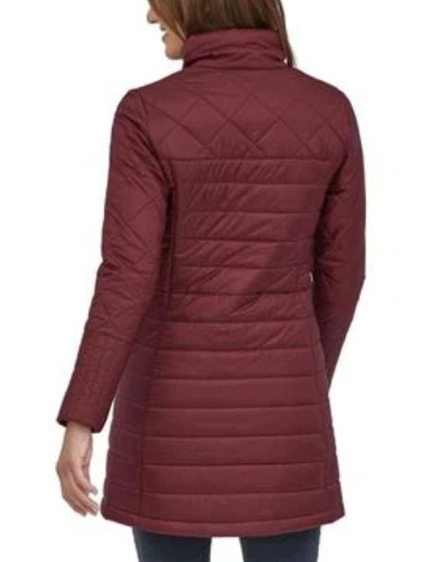 Goosebumps S01 Rachael Harris Puffer Coat