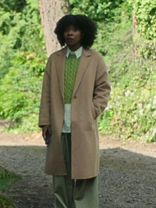 Happy Face S01 Tamera Tomakili Beige Coat Happy Face S01 Tamera Tomakili Beige Coat