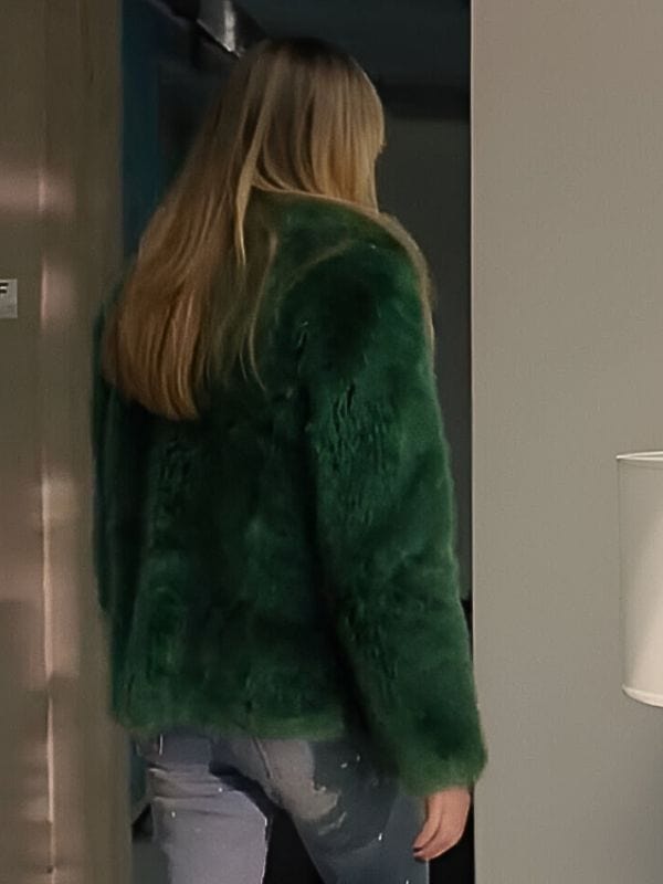 High Potential 2024 Kaitlin Olson Green Fur Coat High Potential 2024 Kaitlin Olson Green Fur Coat