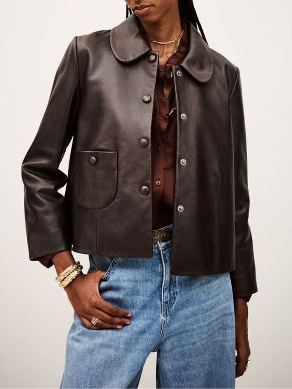 Jackie Howard My Life with the Walter Boys S02 Brown Jacket