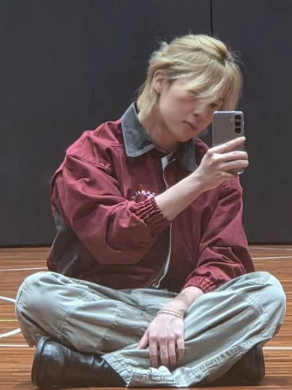Jimin on Weverse 2026 Burgundy Jacket