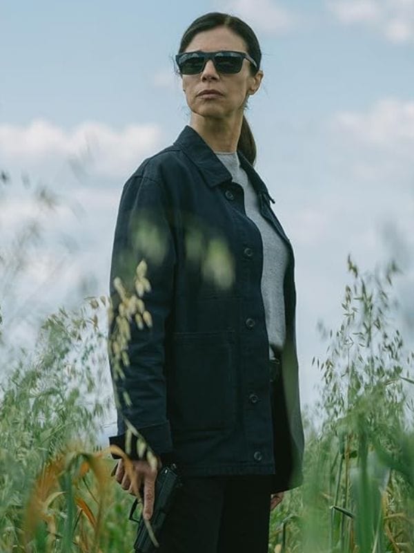 Lucía Gutiérrez When No One Sees Us S01 Black Jacket Lucía Gutiérrez When No One Sees Us S01 Black Jacket