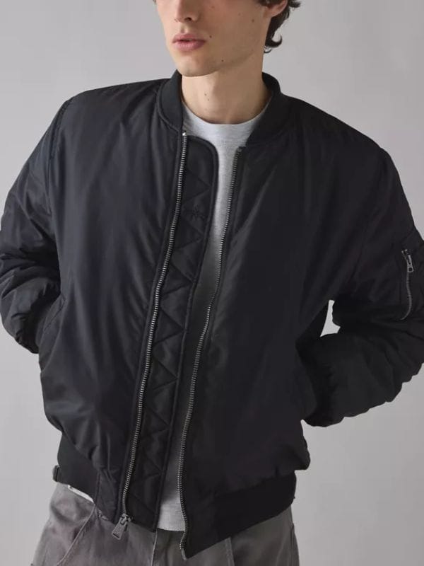 Marshals S01 Pete Calvin Bomber Jacket Black