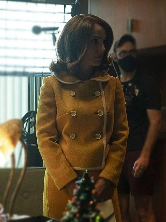 Natalie Portman Lady in the Lake 2024 Yellow Jacket Natalie Portman Lady in the Lake 2024 Yellow Jacket