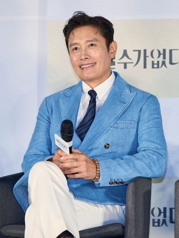No Other Choice 2025 Lee Byung-hun Denim Blazer