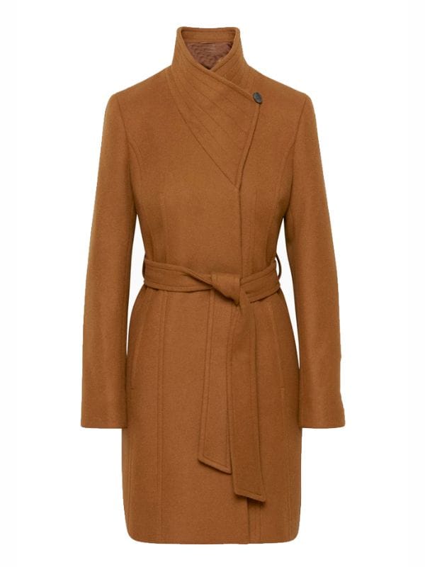 Off Campus S01 Hannah Wells Brown Coat