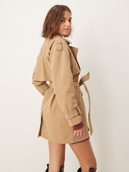 Outer Banks S05 BTS Kiara Carrera Cropped Trench Coat