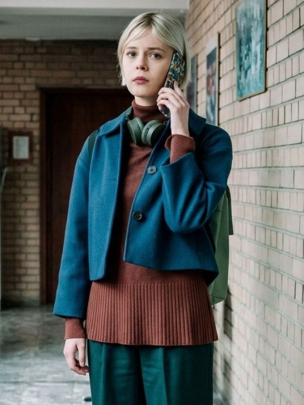 Evans Patience S01 Ella Maisy Purvis Blue Jacket