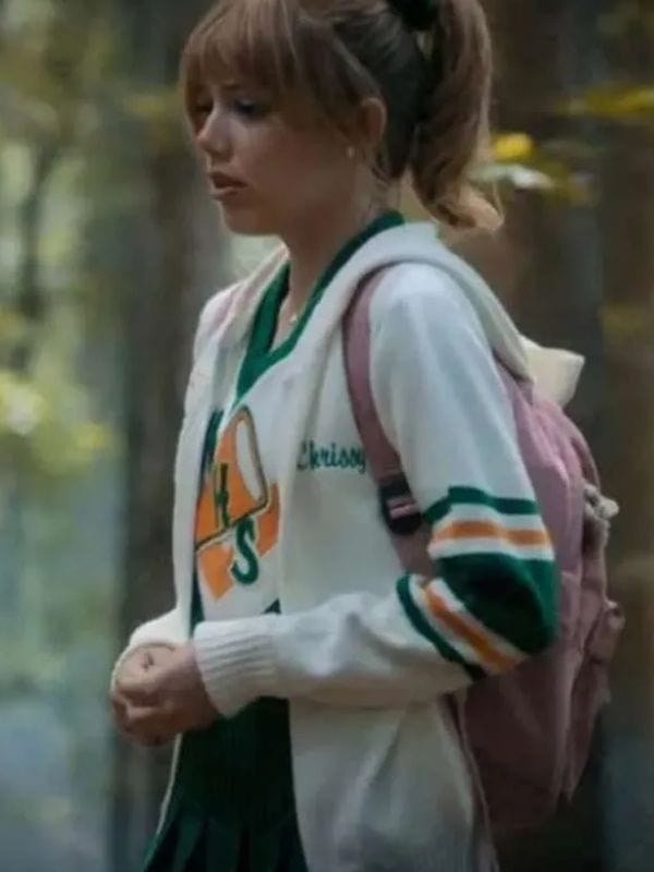Stranger Things S04 Chrissy Hoodie White