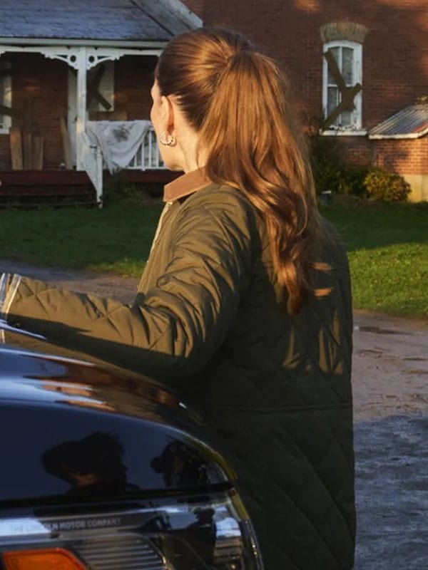 Surreal Estate S03 Sarah Levy Green Quilted Jacket Surreal Estate S03 Sarah Levy Green Quilted Jacket