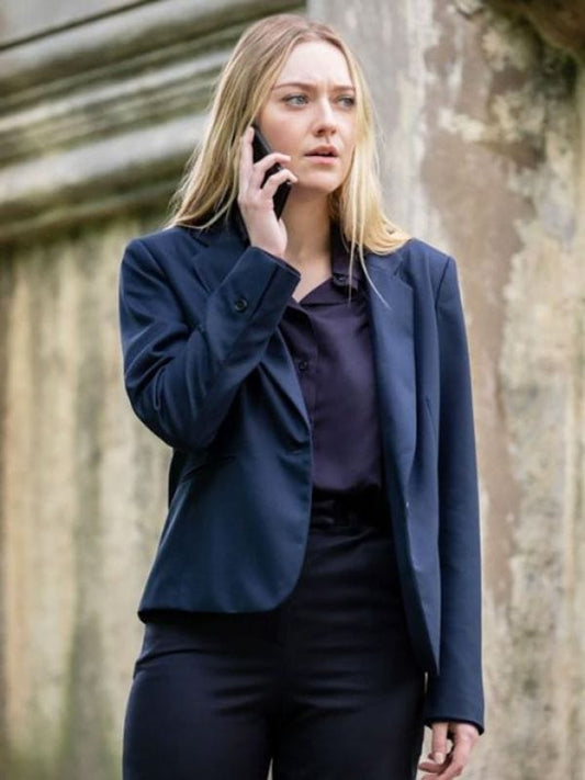 Acteur The Equalizer Dakota Fanning Blue Blazer
