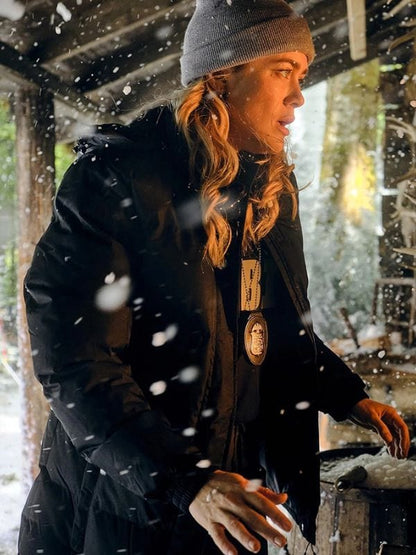 The Hunting Party S01 Melissa Roxburgh Puffer Hooded Jacket The Hunting Party S01 Melissa Roxburgh Puffer Hooded Jacket