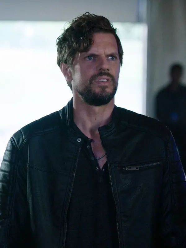 Wild Cards S03 Matt Ellis Black Leather Jacket